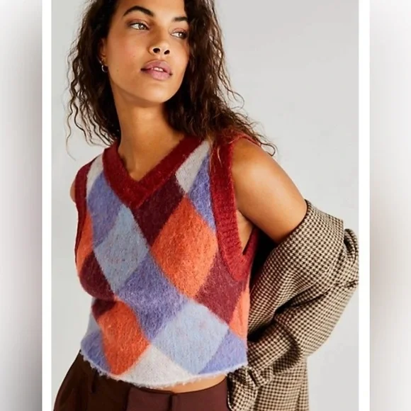 NWT Free People Argyle Quinn V-neck Wool blend Sweater Vest - Picture 3 of 10